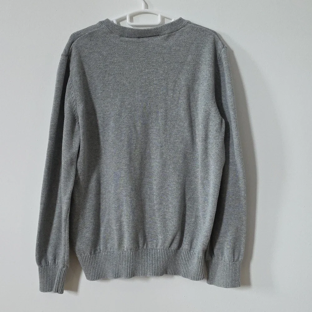 The Children's Place Gray V-Neck Sweater, 7/8Y